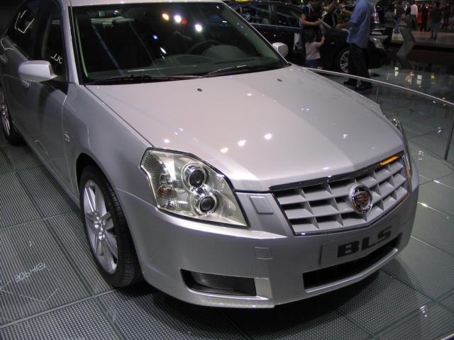 Cadillac BLS Limousine Sport Luxury T 210PS AWD 2.0, 154 kW (209 PS), Schalt. 6-