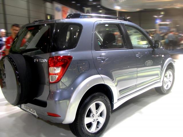 Daihatsu Terios Top LPG 4WD 1.5, 77 kW (105 PS), Schalt. 5-Gang, 4x4