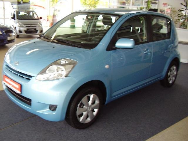 Daihatsu Sirion 1.0