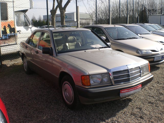 Mercedes-Benz 190 E 1,8