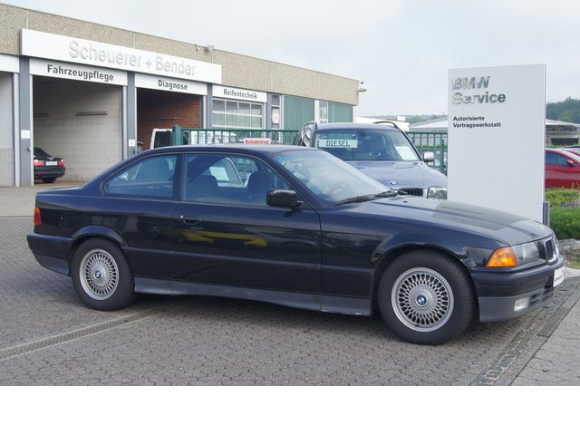 BMW 325i Coupe 1.Hand+Schiebedach