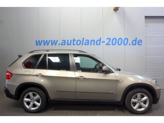 BMW X5 3.0D Navi-Xenon-Aktivlenkung-AHK abnb.