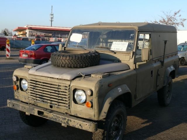 Land Rover Defender 110 Hardtop