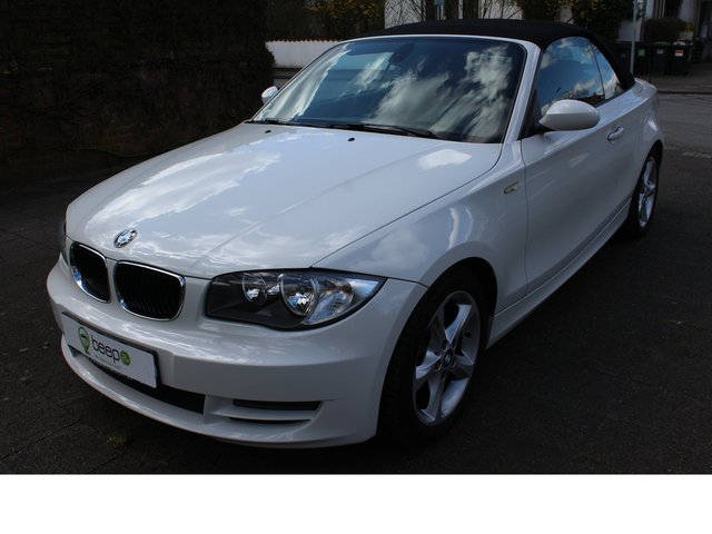 BMW 118i Cabrio *PDC*Teilleder*Klimaautomatik*