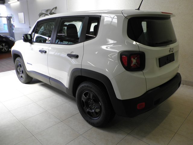 Jeep Renegade 1,6 EtorQ Sport 110 PS 4x2