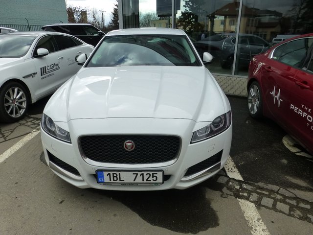 Jaguar XF 2,0 PRESTIGE i4D