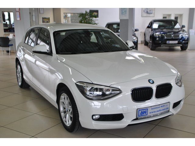 BMW 118i  VOLL-LEDER XENON NAVI PROF. KLIMA