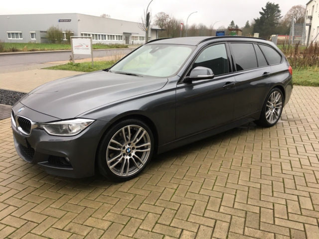 BMW 330d Touring M Sport - 2012