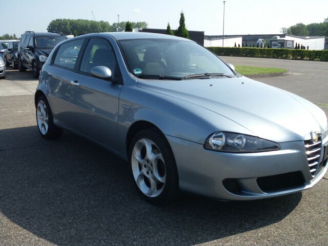 Alfa Romeo 147 1.6 TS 16V Progression