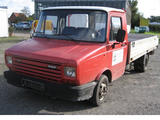 DAF 400 Pritsche 2.5 TD 3,80 M. Zwillingsbereift