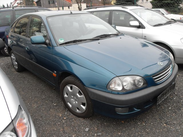 Toyota Avensis 1.8l Sol