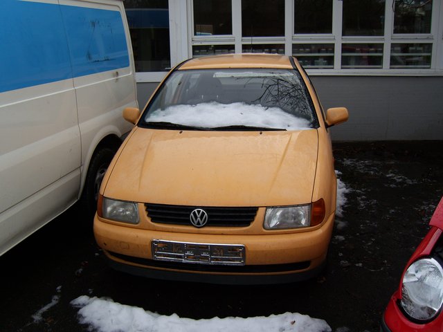 VW POLO 