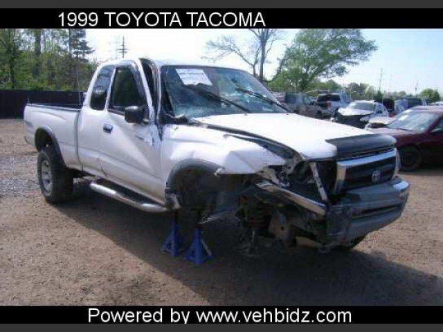 Toyota TACOMA