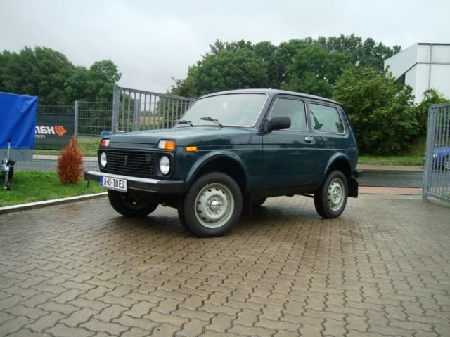 Lada Niva 1.7i - Modell Junior - 2010