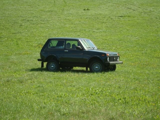 Lada Niva 1.7i - Modell Junior - 2010