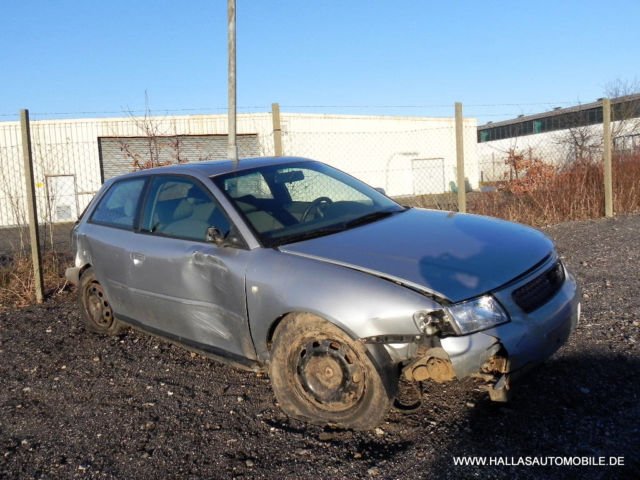 Audi A3 *5-Gang * ABS * Servo*