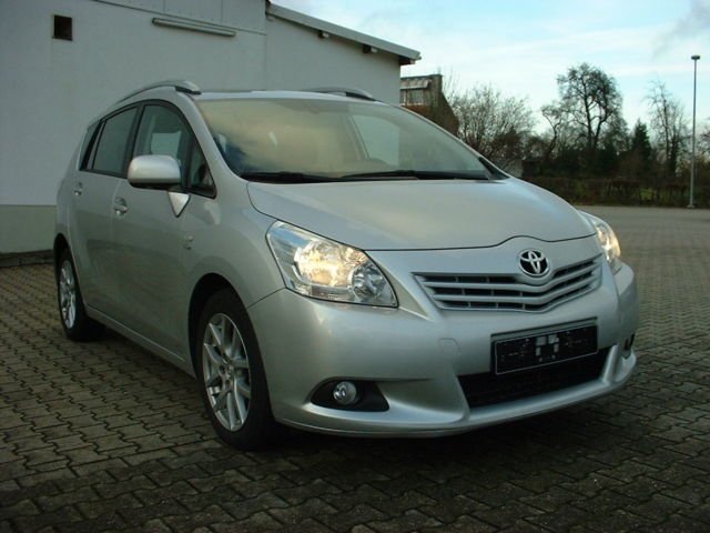 Toyota Verso 2.2 D-4D Automatik Executive