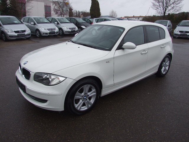 BMW 118i 1.Hand, SHZ, PDC, Tempomat, Licht & Comfort