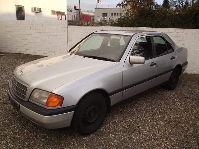 Mercedes-Benz C 200 AUTOMATIK