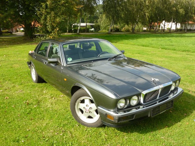 Jaguar XJ6 4.0 S Ledersitze und -lenkrad