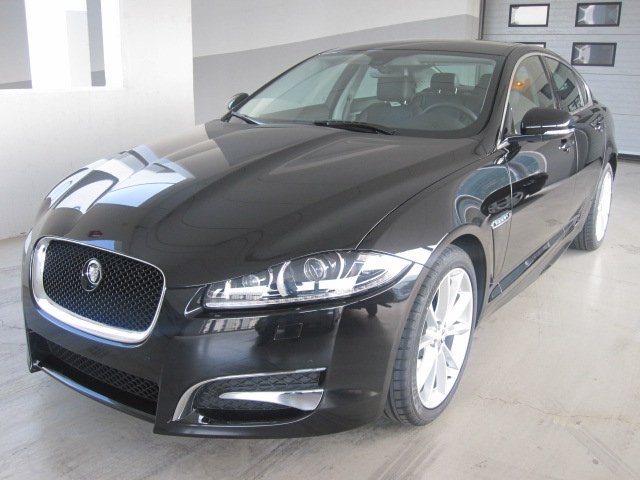 Jaguar XF 2.2 D ALIVE EDITION