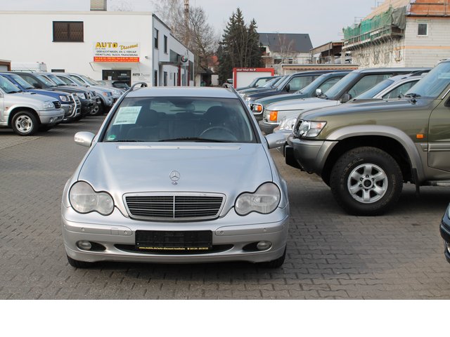 Mercedes-Benz C 220 