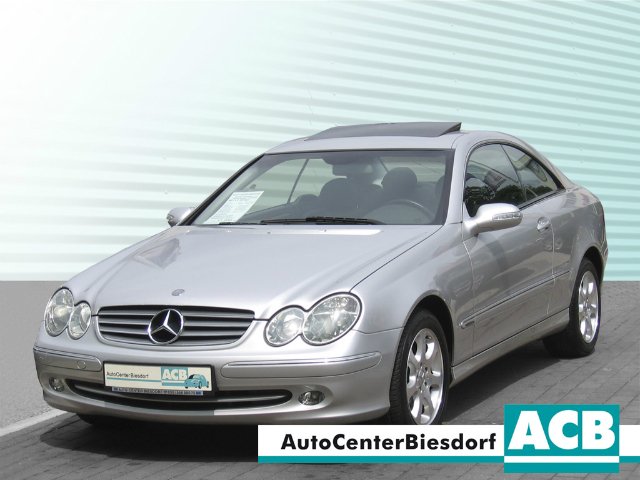 Mercedes-Benz CLK 320 NAVI/LEDER/GSD/TIPTR./KLIMAAUTOM./PTS