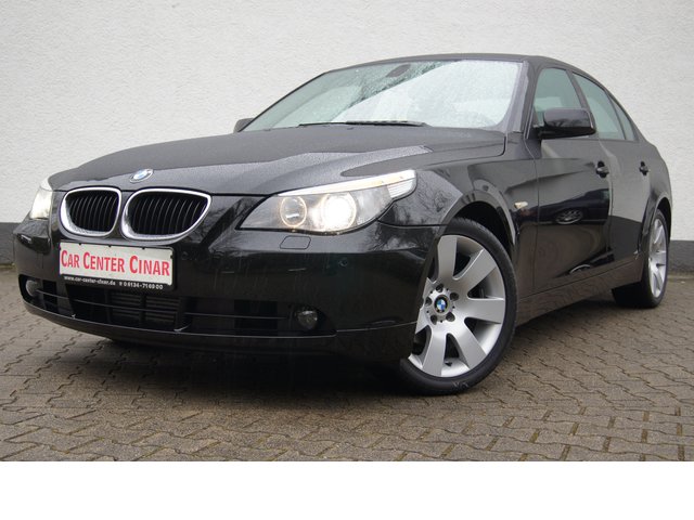 BMW 520d SCHWARZ/SCHWARZ (NAVI/LEDER/AUT/XENON/18-ZOLL)