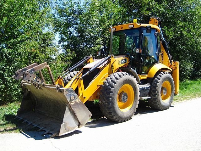 JCB 4CX