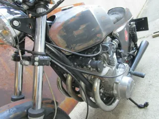 SUZUKI GS – Fahrzeugbild 13
