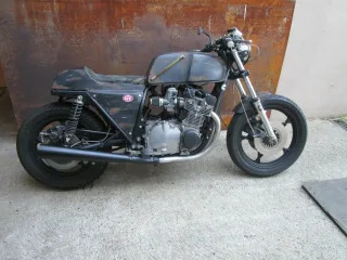 SUZUKI GS – Fahrzeugbild 2