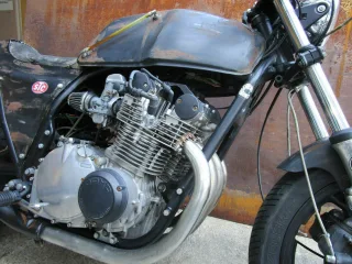 SUZUKI GS – Fahrzeugbild 4