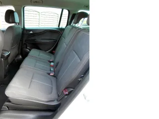 OPEL Zafira – Fahrzeugbild 12
