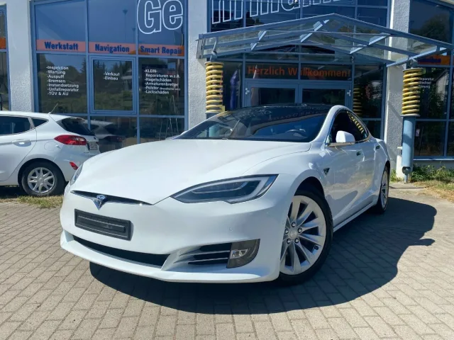 TESLA Model gebraucht kaufen