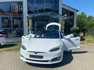 TESLA Model – Fahrzeugbild 14