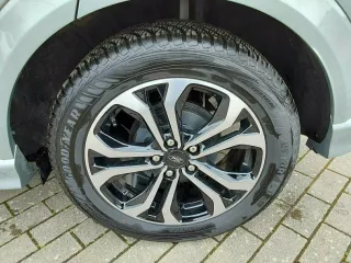 FORD PUMA – Fahrzeugbild 6