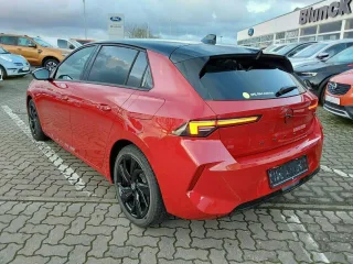 OPEL Astra – Fahrzeugbild 5