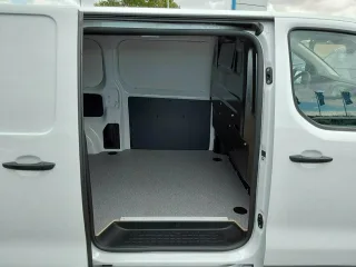 OPEL Vivaro – Fahrzeugbild 9