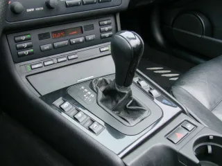 BMW 323 – Fahrzeugbild 10