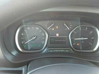 OPEL Vivaro – Fahrzeugbild 12