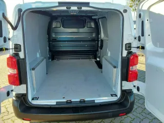 OPEL Vivaro – Fahrzeugbild 7