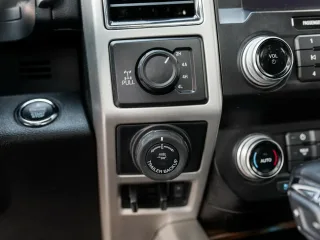 FORD F 150 – Fahrzeugbild 13