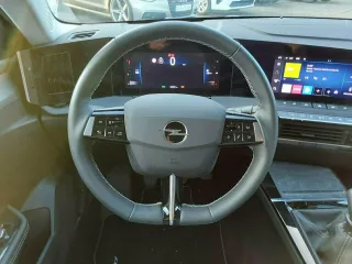 OPEL Astra – Fahrzeugbild 10