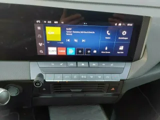 OPEL Astra – Fahrzeugbild 12