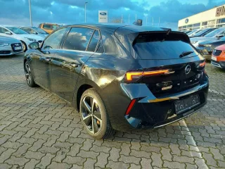 OPEL Astra – Fahrzeugbild 5