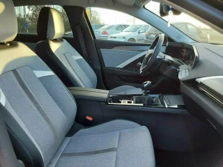 OPEL Astra – Fahrzeugbild 7