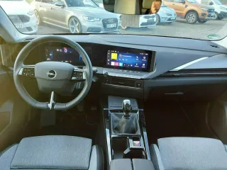 OPEL Astra – Fahrzeugbild 9