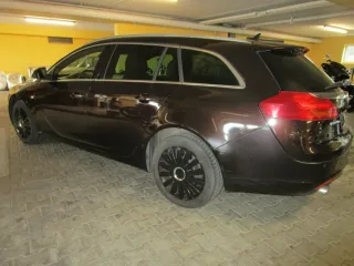 OPEL Insignia – Fahrzeugbild 4