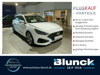 HYUNDAI i30 – Fahrzeugbild 1