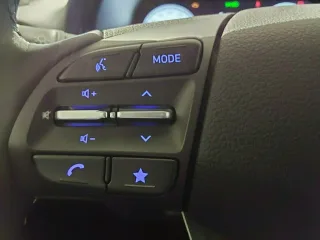 HYUNDAI i30 – Fahrzeugbild 11